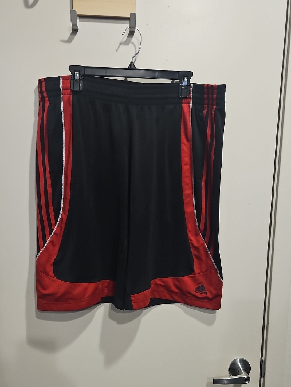 Adidas Men's CLIMA 365 Athletic Shorts LARGE